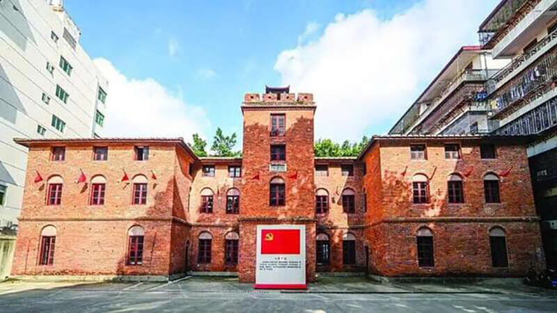 圓桌3D云展廳平臺(tái):提供線上紅色云展廳制作 紅色云展廳