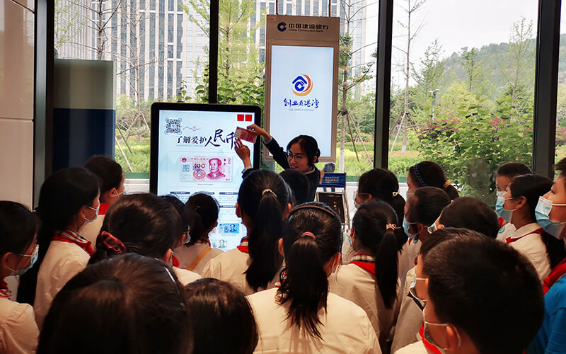 圓桌3D云展廳會(huì)平臺(tái):提供3D虛擬展廳制作 3D虛擬展廳