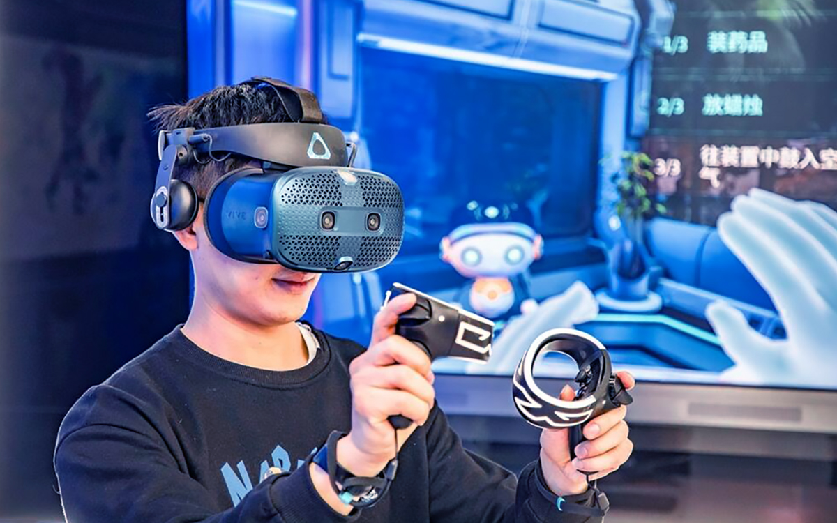 VR云展廳俘獲年輕人的心：從體驗到社交的破局